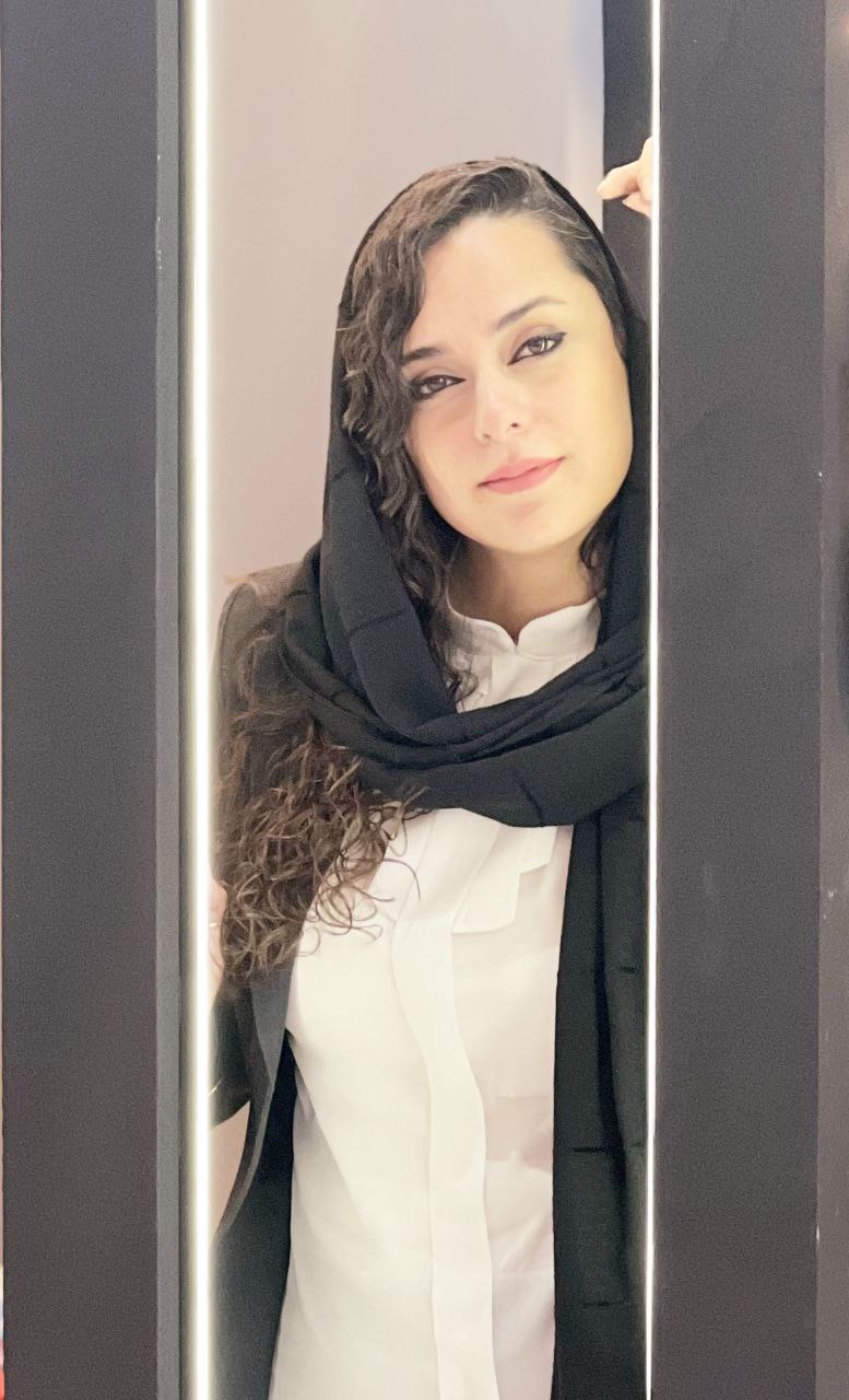نیلوفر کریم بیگی